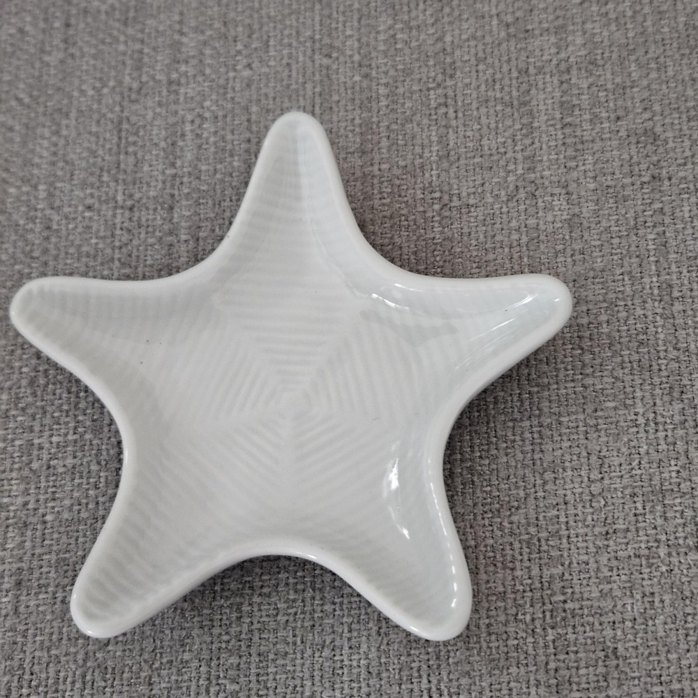 White Porcelain Starfish dish Andrea by Sadek seashell trinket home coastal deco